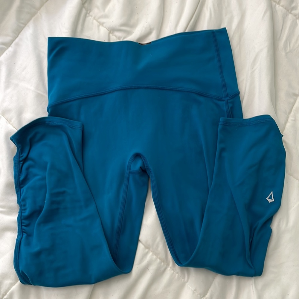 IVIVA blue leggings!